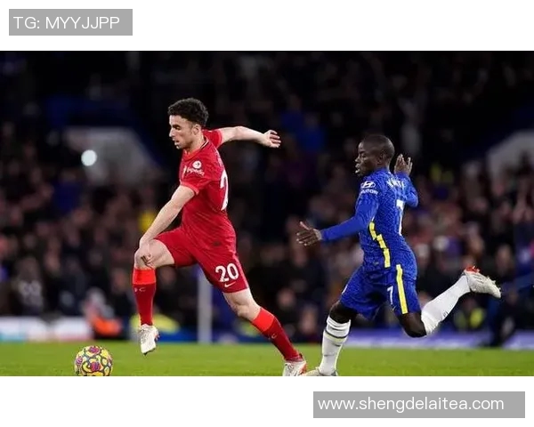 足球明星与篮球明星的巅峰对决谁才是真正的体育传奇之王